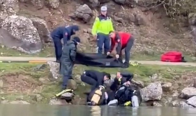 Balık tutmaya gittiği gölette boğuldu