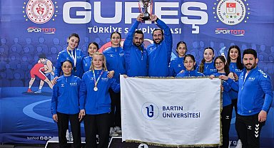 BARÜ'lü güreşçilerden ÜNİLİG'de madalya yağmuru: 16 madalya