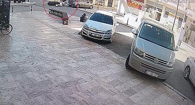 Başında olması gereken kask motosiklette olunca ölümden döndü