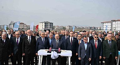 Başkan Akın: "Esnaf kazanırsa Balıkesir kazanır"