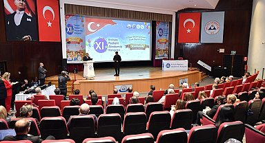 Başkan Büyükkılıç, 11. Erciyes Pediatri Akademisi Kongresi'nde hekimlerle buluştu