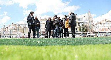 Başkan Çolakbayrakdar: "Her alanda gençlerimizin yanındayız, geleceğin sporcuları bu statta yetişecek