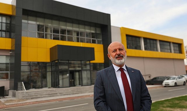 Başkan Çolakbayrakdar: "Kayseri'ye değer katan modern bir sosyal tesisi daha kazandırdık"