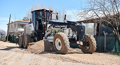 Başkan Geçit: "Dilek Mahallesi'nde yol kalitesi yükseliyor"