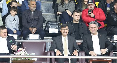 Başkan Kahveci'den deplasmanda Kütahya Belediyespor'a destek
