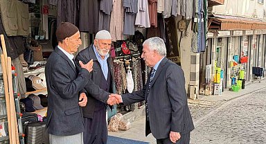 Başkan Karamehmetoğlu esnaf ve halkla bir araya geldi