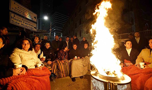 Başkan Tugay, Meslek Fabrikası önünde sabahladı