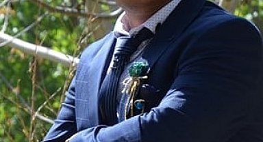 Başkanın ikiz oğullarından birisi silah kazasında hayatını kaybetti