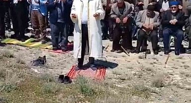 Başkentte vatandaşlardan yağmur duası