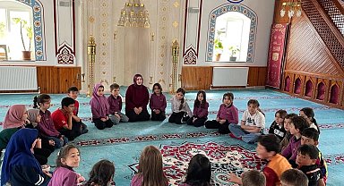 Bayburt'ta öğrencilere yönelik değerler eğitimi programları sürüyor