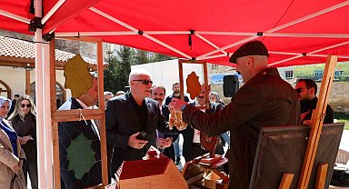 Bayburt'ta yöresel ürün stantları açıldı