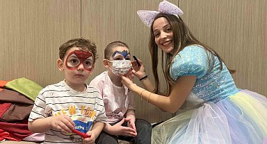 Bebeklikte kansere yakalanan minik kahramanların umut veren zaferi