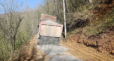 Bekiroğlu Köyü'nde kilit parke çalışmaları sürüyor