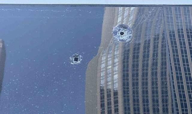 Beşiktaş'ta kurşun yağmurunda kalan servis araçları görüntülendi