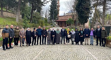 Bilecik huzurevi sakinleri Şeyh Edebali Türbesini ziyaret etti