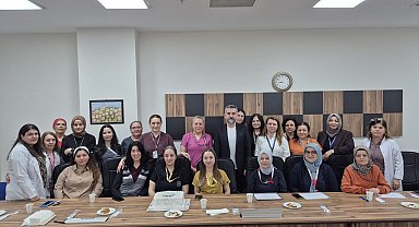 Bilecik'te 'Ebeler Haftası' kapsamında buluşma