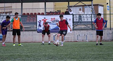 Bilecik'te 5x5 futbol turnuvası başladı