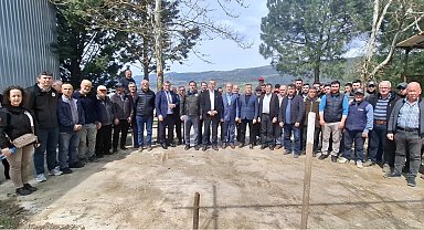 Bilecik'te gübreleme ve budama eğitimi verildi