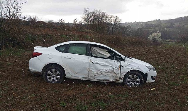 Bilecik'te kontrolden çıkan otomobil tarlaya uçtu, sürücüsü ağır yaralandı
