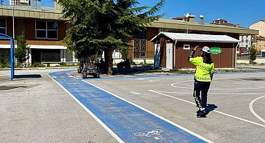 Bilecik'te öğrencilere trafik eğitimi