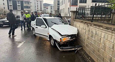 Bingöl'de trafik kazası: 2 yaralı