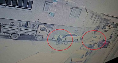 Bisikletli çocuklar otomobille böyle çarpıştı, kaza anı kamerada