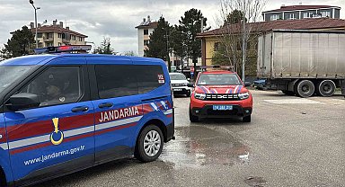 Bolu Belediyesi'nde yürütülen soruşturmada gözaltına alınan 3 kişi adliyeye sevk edildi
