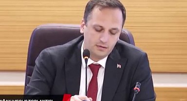 Bornova Belediye Meclisi'nde 'sevgili kontenjanı' gerginliği