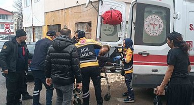 Boşanma aşamasında olduğu eşini dört yerinden bıçaklayıp eve kilitledi