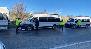 Bozkır'da okul servislerine denetim