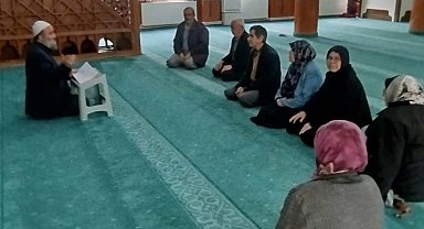 Buharkent'te hacı adayları seminer verildi