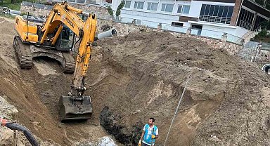 Burhaniye'de sezon öncesi Ören Plajında alt yapı çalışmalarına başlandı