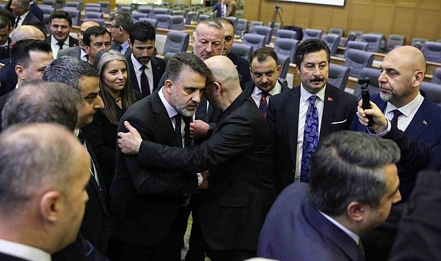 Bursa Büyükşehir'de başkanvekilliğine Şahin Biba seçildi