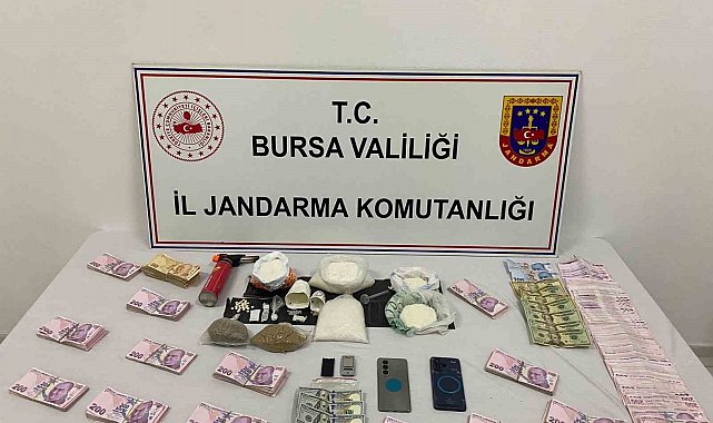 Bursa'da dev uyuşturucu operasyonu, kilolarca madde ele geçirildi 2 kişi tutuklandı