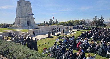 Çanakkale Kara Savaşları'nda hayatını kaybedenler 'Yalnız Çam'da anıldı