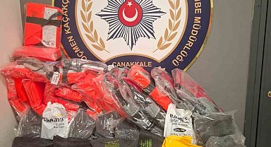 Çanakkale'de 30 kaçak göçmen yakalandı, 1 organizatör tutuklandı