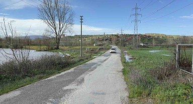 Çanakkale'de taşkın nedeniyle kapanan köy yolu ulaşıma açıldı