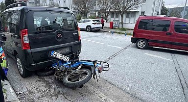 Çarpmamak için kaçtı, başka araca çarptıı