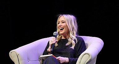 Çekmecem'de Kitap Var'ın Konuğu Saba Tümer oldu