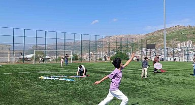 Çermikte uçurtma şenliği düzenlendi