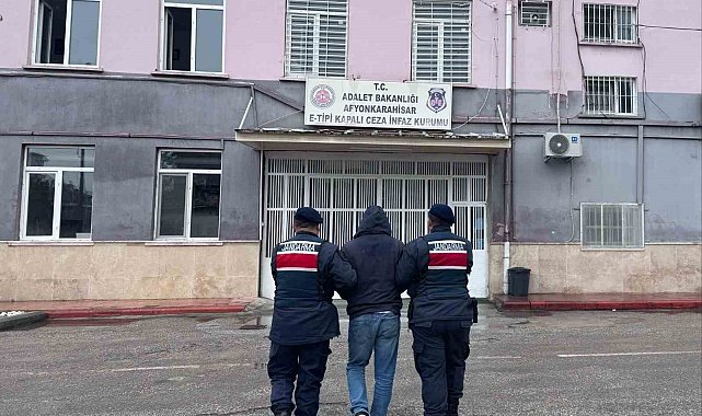 Çeşitli suçlardan 14 yıl hapis cezasıyla aranan şahsı jandarma yakaladı