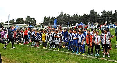 Çeşme'de U9 Futbol Festivali Coşkusu
