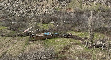 Cevizli köyü sakinlerinden yol talebi