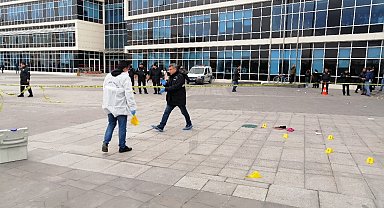 Cinayet davasının sanığı firari avukat yakalanamadı