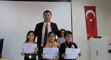 Cizre'de akıl ve zeka oyunlarında geleceğin dahileri ödüllendirildi