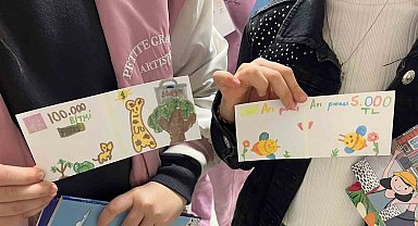 Çocuklar 23 Nisan'ı İş Sanat'ta kutluyor