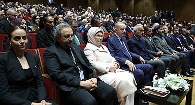 Cumhurbaşkanı Erdoğan İstanbul'da film galasına katıldı