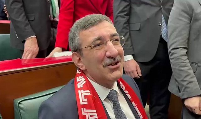Cumhurbaşkanı Yardımcısı Yılmaz: "Eşel mobil sistemiyle akaryakıt fiyatlarındaki artışın ülkemize daha sınırlı yansımasını sağlamış olduk"