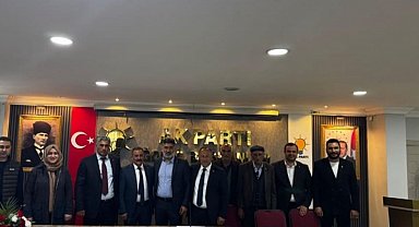 DEM Partili meclis üyesi AK Parti'ye katıldı