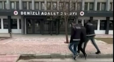 Denizli'de 30 milyon liralık sarma sigara tırın dorsesinden çıktı